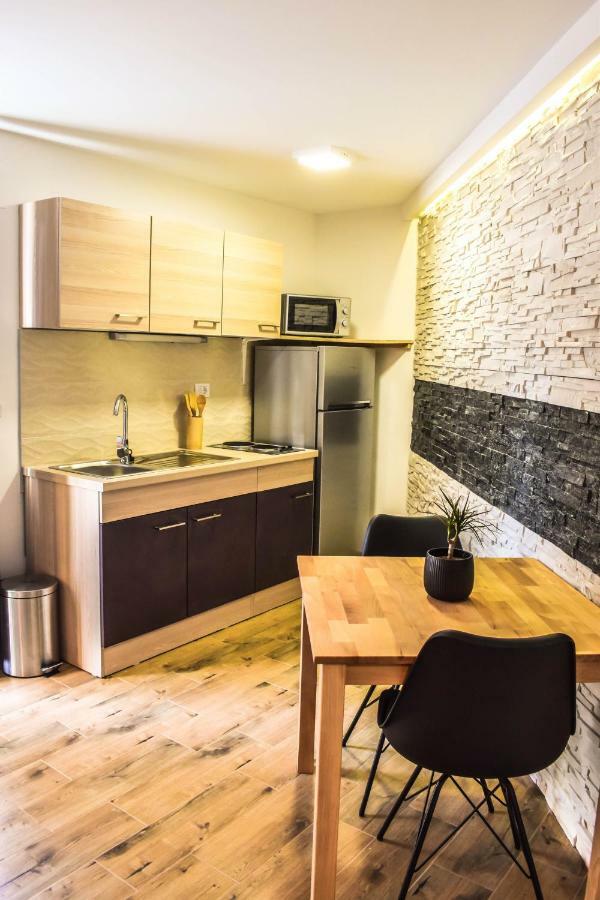 Apartment Olive Garden Molunat